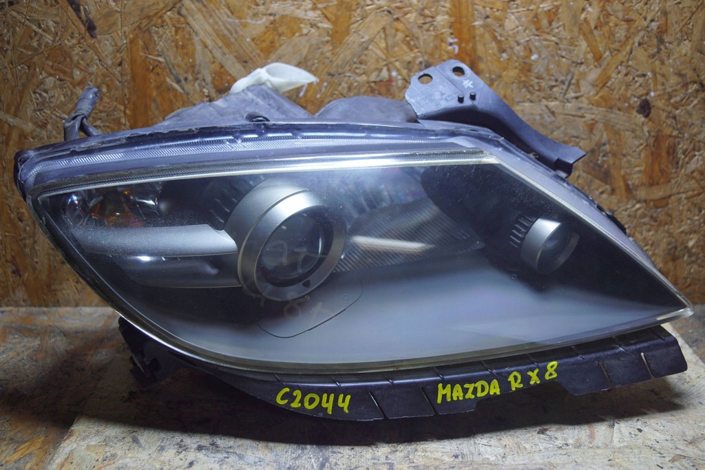 фото №2, Mazda rx8 лампа правый перед uk c2044