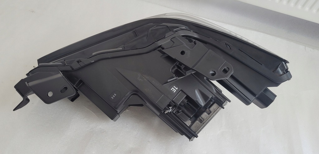 фото №9, Лампа правая преобразователь mazda 3 iv bp 2019- full led 9 pin bcjh-51030