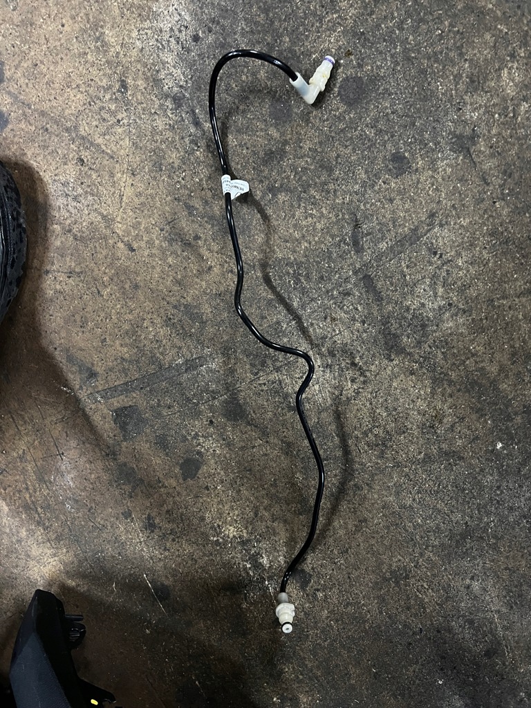 фото №1, Шланг сцепления dacia sandero iii 308561945r