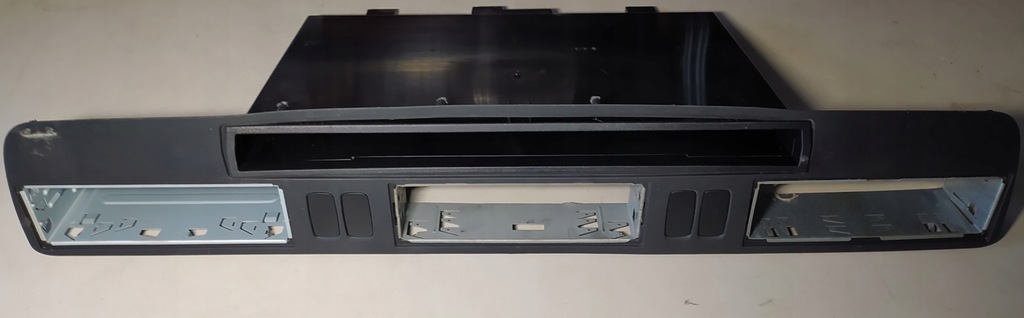 фото №1, Scania r рамка панель приборная панель полка консоли 1483952