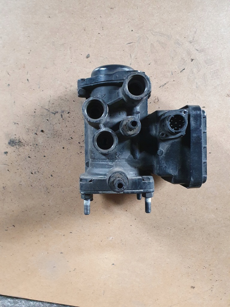 Купити Клапан модулятор ebs man tgx tgs tga