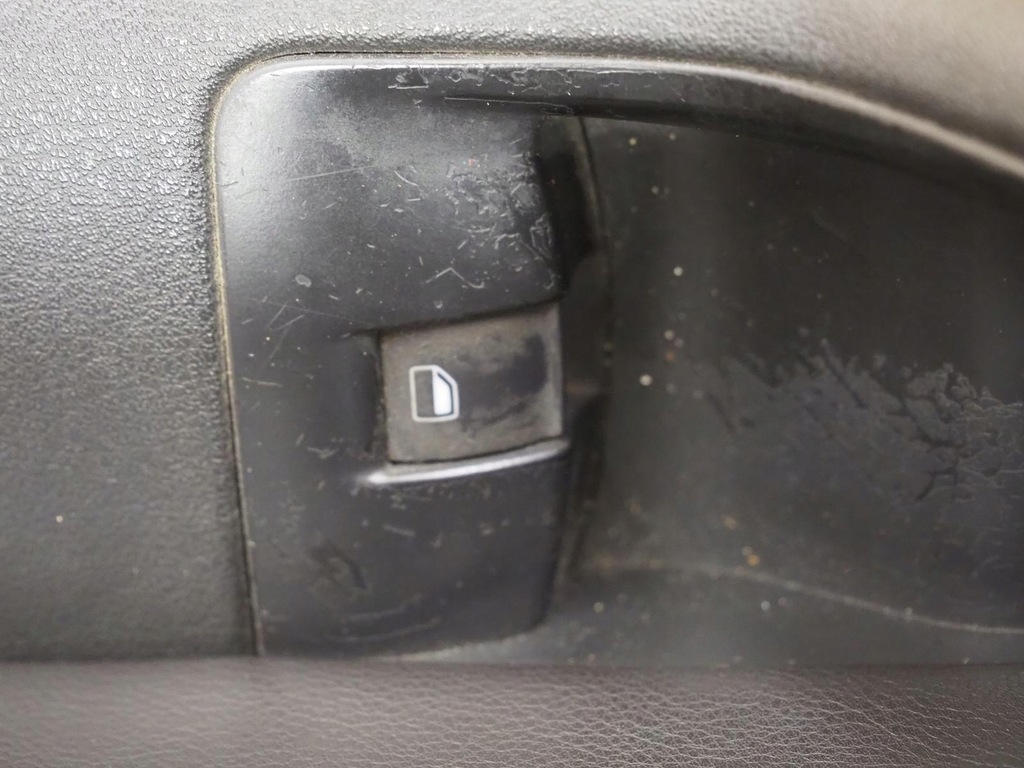 фото №9, Audi a3 8p 3d обшивка дверь правый передний europa