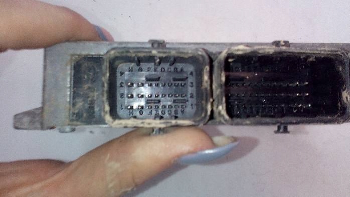 фото №8, Бортовий комп'ютер двигуна laguna ii 1,816v b 8200129458