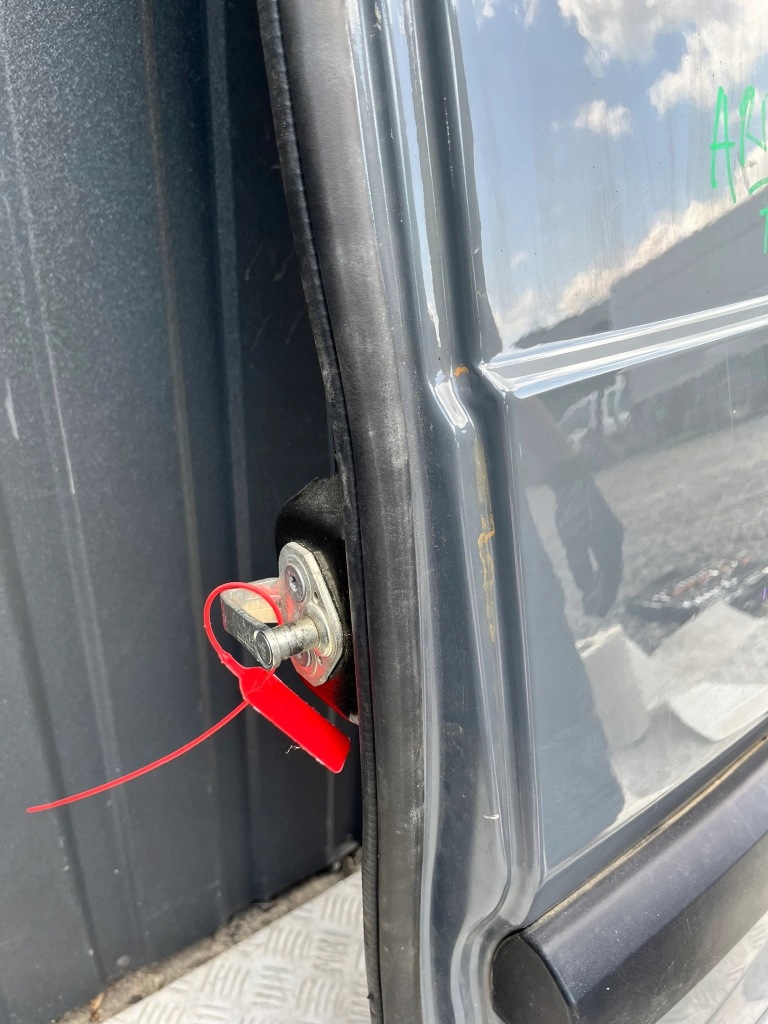 Купити Двері правий задня задні повний renault express van kangoo iv 21-