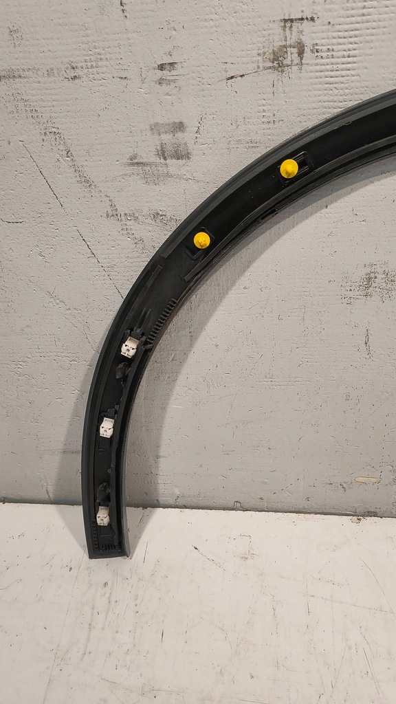 фото №7, Молдинг накладка крила правий перед audi q8 s-line 4m8