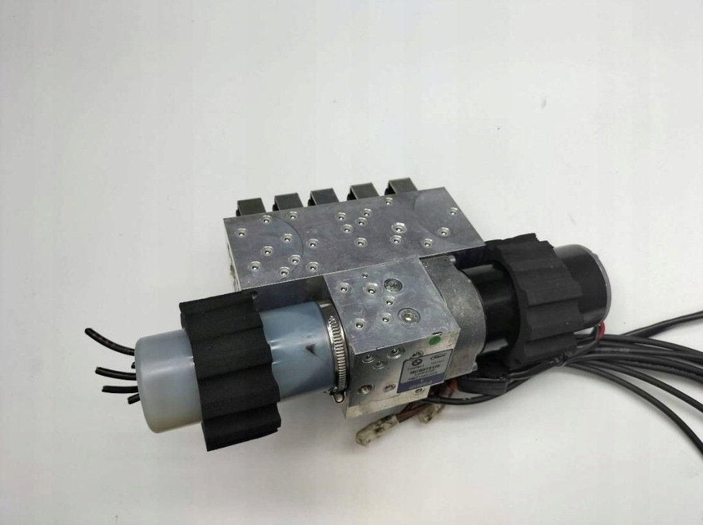 фото №5, Насос дах bmw 3 e92 e93 71287800