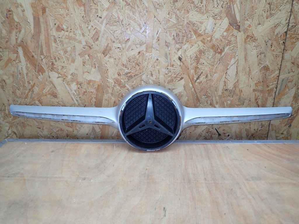 фото №1, Молдинг решітка радіатора решітка радіатора решітка радіатора mercedes cla 117 2013-