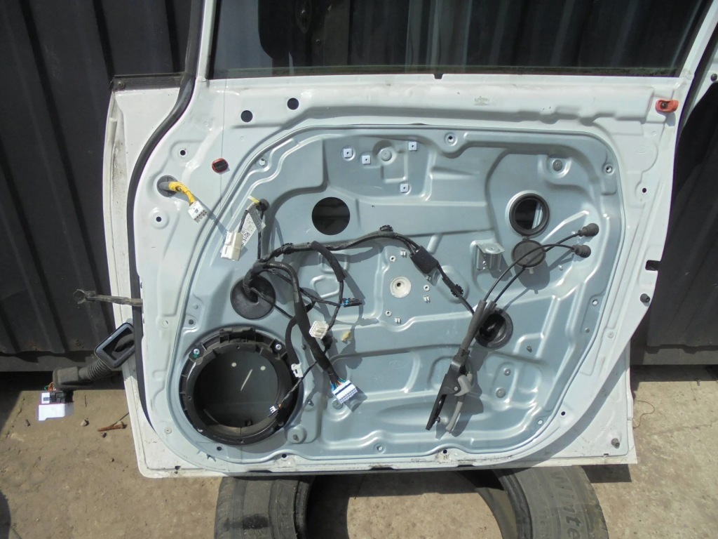 фото №4, Дверь правое перед kia carens ii 2007 1d