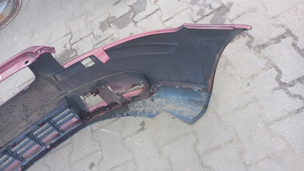 фото №8, Бампер перед передній 30657005 volvo v50 04-07r