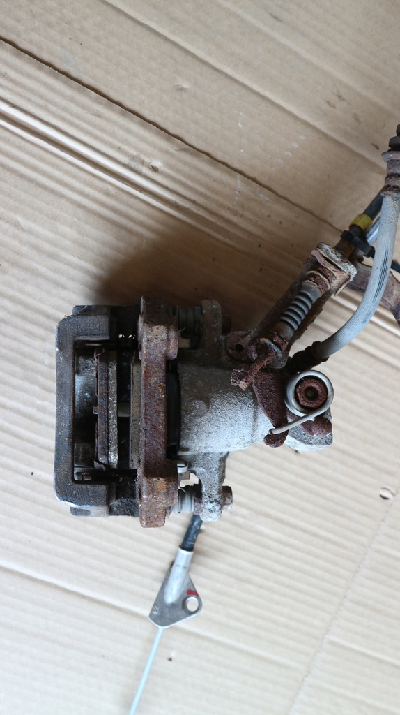 фото №13, Suzuki vitara iii 1.6 b супорти задні лівий правий