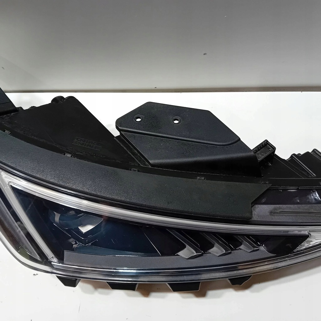 фото №11, Hyundai elantra vi lift лампа правая передняя правый перед