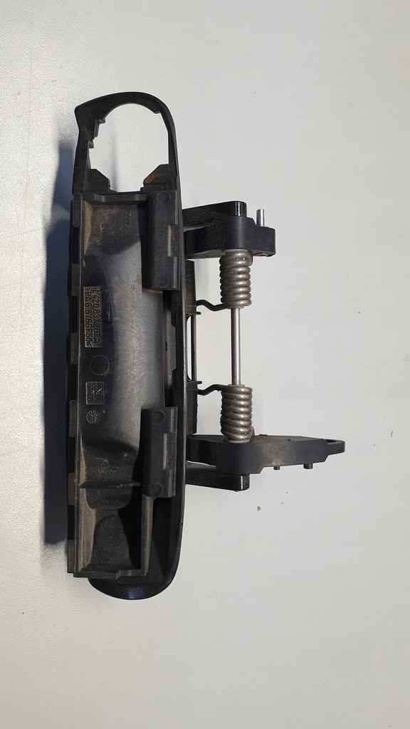 фото №1, Le ручка наружная перед audi r8 4208370207a