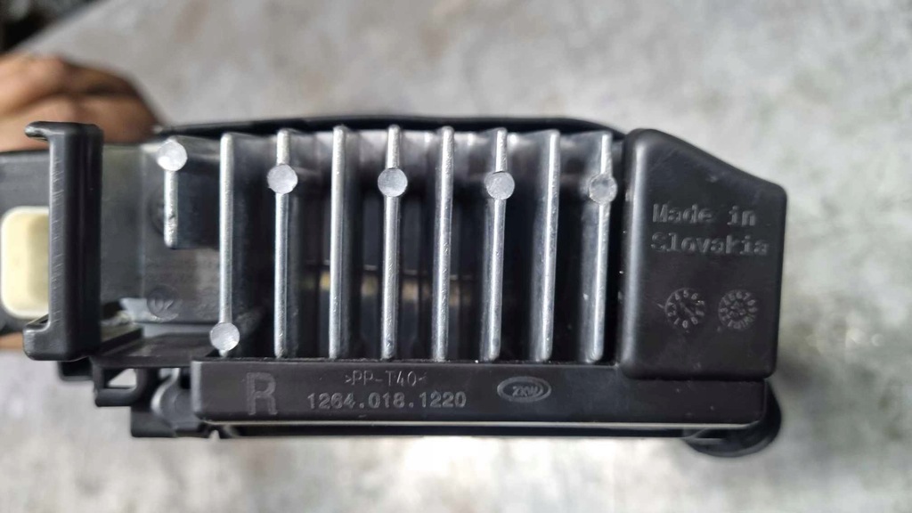 фото №12, Лампа перед правая bmw 7 g70 i7 swarovski crystal europa 9879936 led