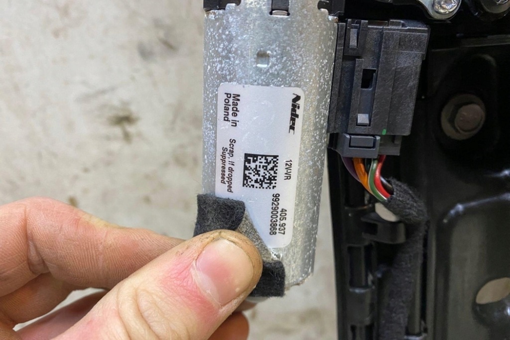 фото №9, Люк volvo 32378909 2.0l 2023