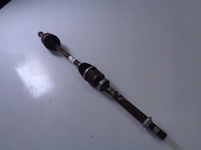 фото №1, Приводной вал правая renault clio v 1.5 dci 2022 rok