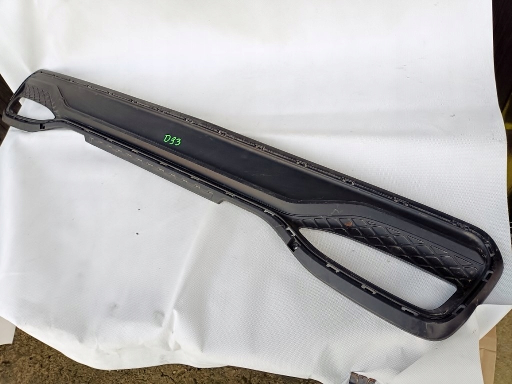 фото №1, Hyundai i20 решётка бампер задняя 86612-c8ab0