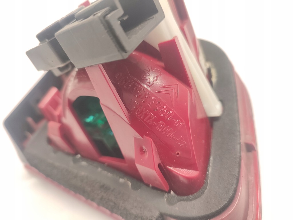 фото №5, Citroen c5 iii лампа правый задняя w крышка sedan