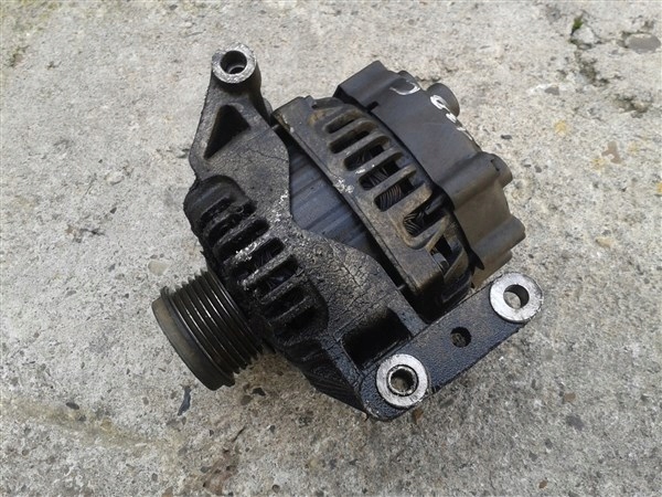 Генератор suzuki 31400-85e00-000 90a в Украине