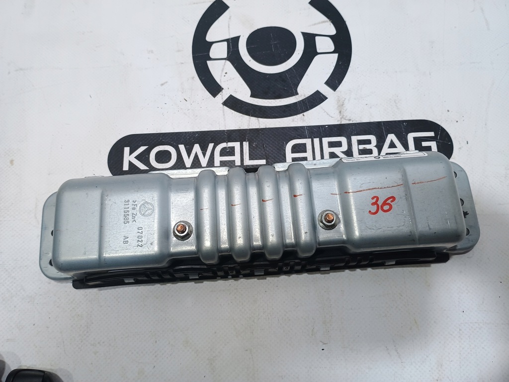 фото №5, Mercedes glb h247 europa подушка безопасности водитель колено ремни восстановление