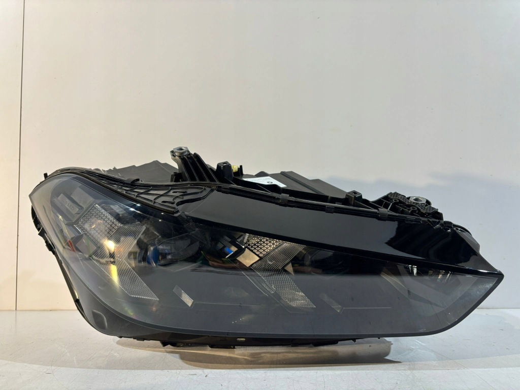 Купить Bmw x5 g05 g06 lci фара led черный r - 17548