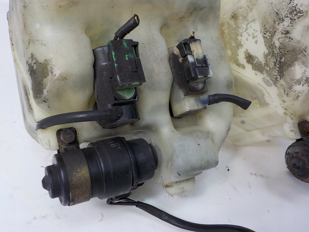 фото №3, Impreza ii бак жидкость омывателя помпа