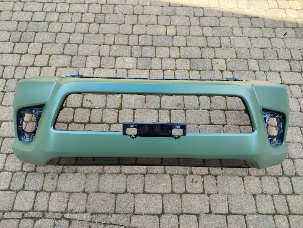 фото №1, Toyota hilux 8 viii 15- бампер передний перед
