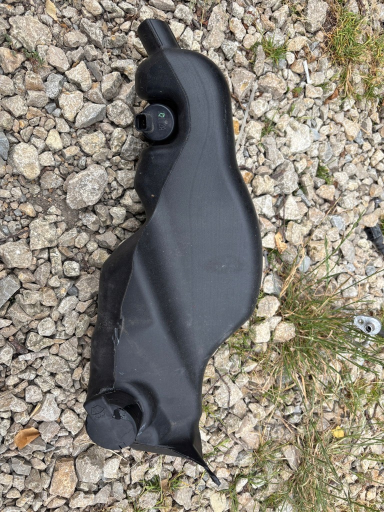 Купить Бак омывателя помпа renault express ii van 289101124r 21-25r