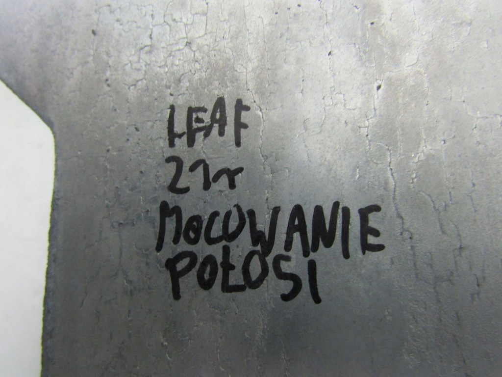 фото №8, Leaf ii ze1 21r кронштейн опора полуось хомут кронштейн 201213a072