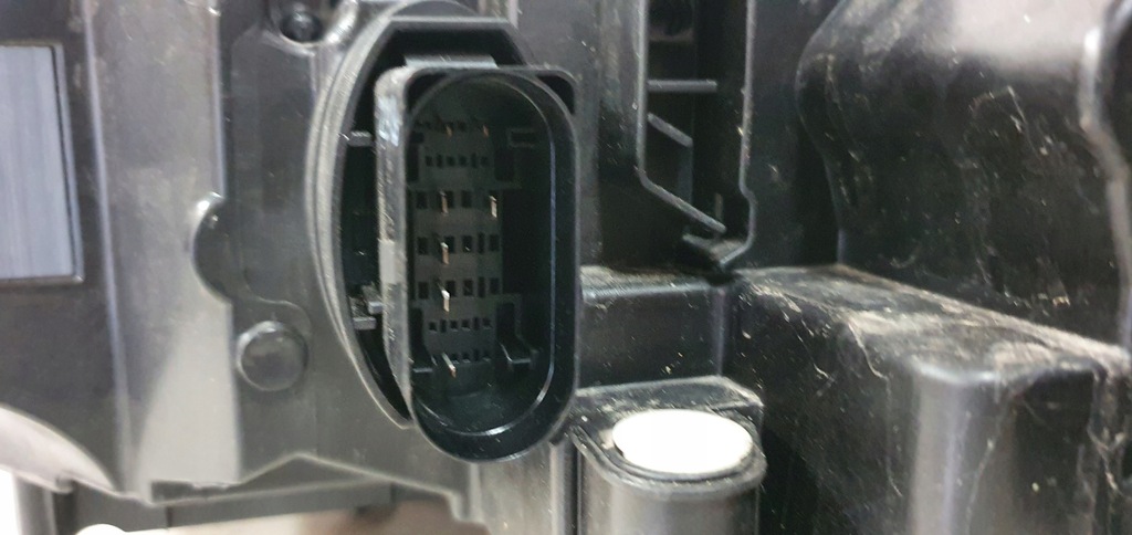 фото №7, Лампа передня права skoda octavia iii lift led