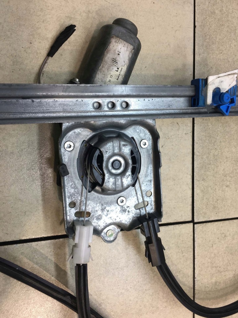 фото №9, Підйомник скло правий перед espace iv