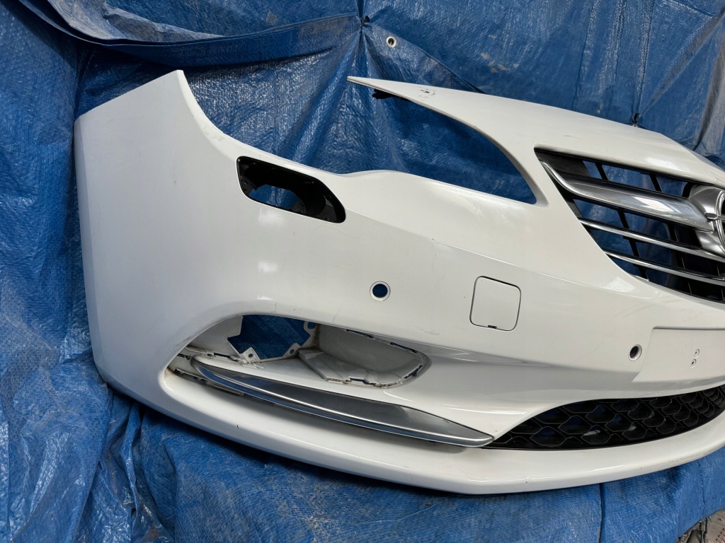 фото №4, Opel cascada astra cabrio бампер передній