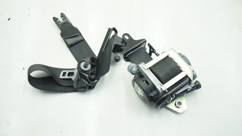 фото №1, Volvo pas правый перед v60 s60 ii 39818843