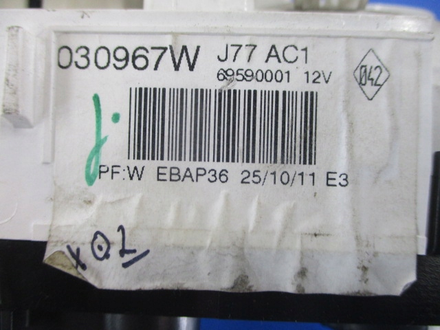 фото №8, Renault clio iii lift панель переключатели обдув кондиционера+ тросы