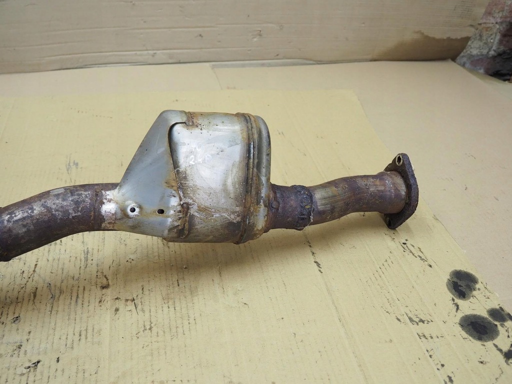 фото №8, Гасник коливань труба вихлопна volvo v70 ii 2,4 d5