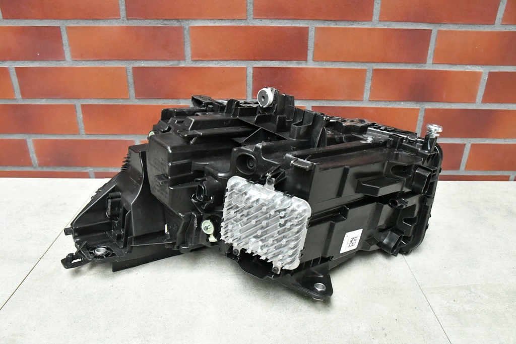 фото №8, Лампа правая led bmw 5 g60 g61 m5 g90 g99 europa