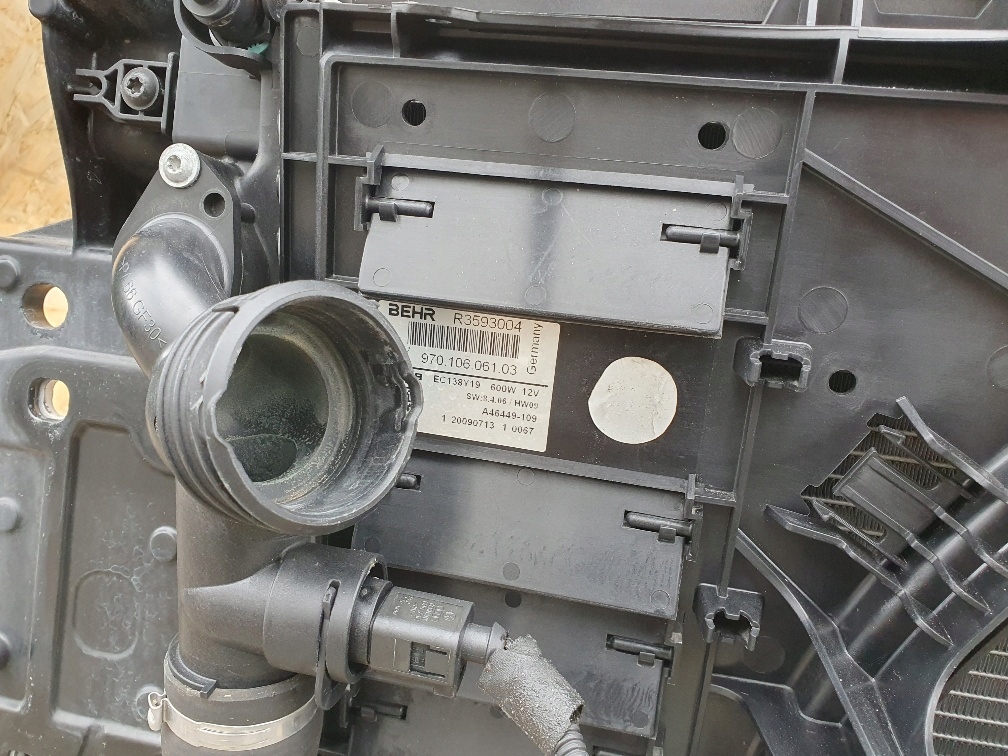 Panamera 970 s 4s 3.6 4.8 ремінь передній балка радіатор підсилювач ідеальне Недорого