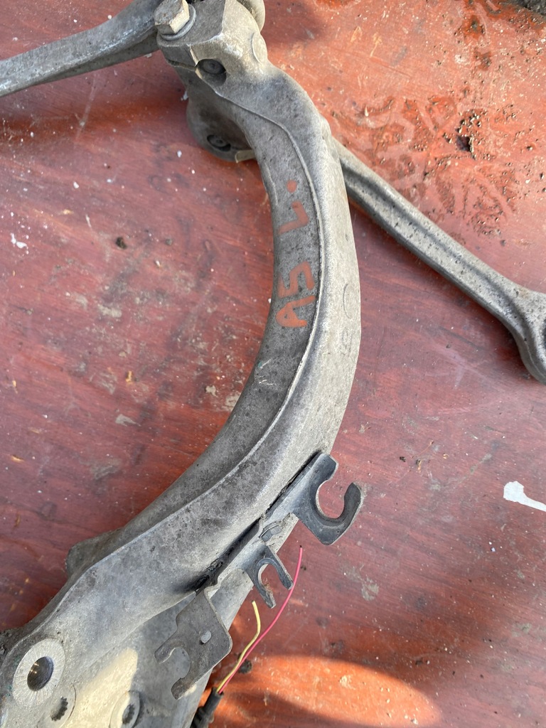 фото №6, Поворотный кулак рычаги ступица правый перед audi a4 8k a5 8t q5 8r