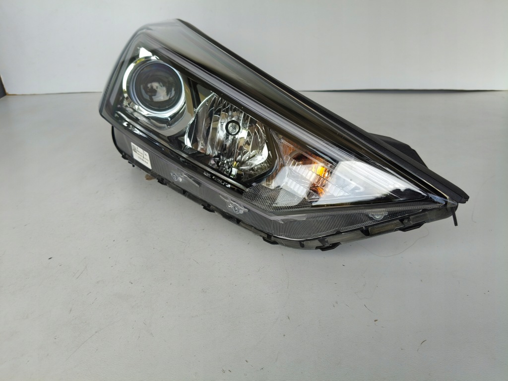 фото №1, Лампа правая фара hyundai tucson iii 18- lift led