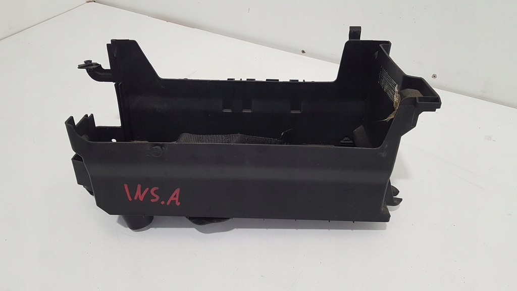 фото №1, Opel insignia a корпус коробка запобіжників