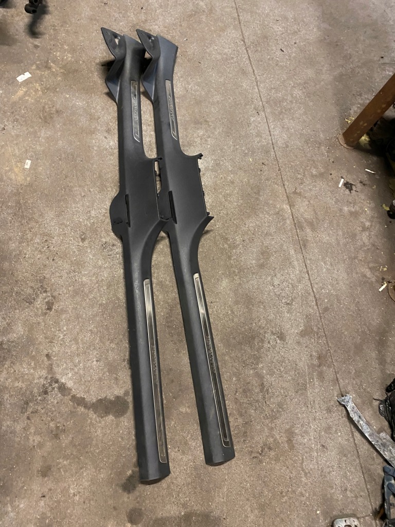 фото №1, Vw passat b8 молдинг порог левая 3g0853371m