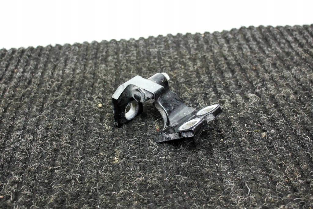 фото №7, Петля левых задних дверь alfa romeo giulia 952_ a048903 2.0l бензиновый