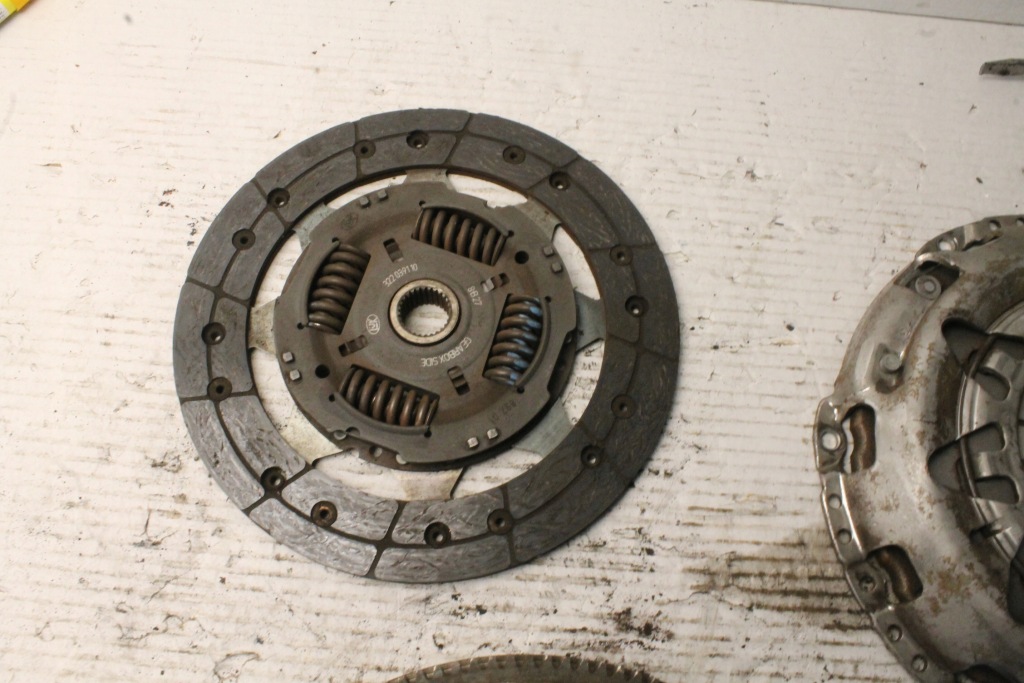 фото №6, Vw golf v 1.4 b зчеплення колесо диск притиск комплект