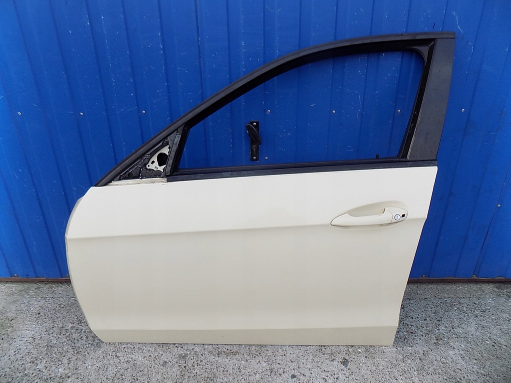 фото №1, Mercedes w212 дверь перед передние левая europa