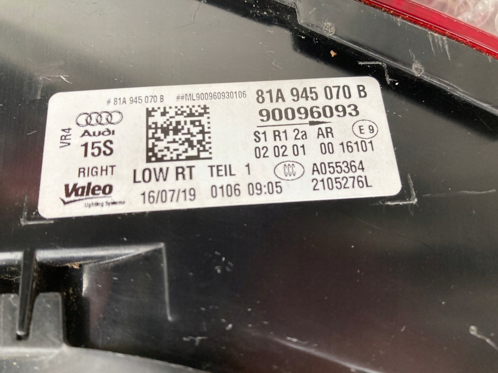 фото №12, Лампа лампы левая правая задняя audi q2 81a