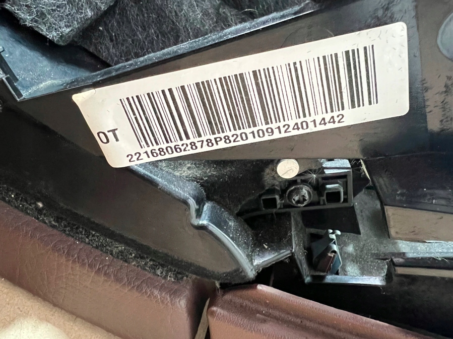 фото №4, Бардачок пассажира mercedes s klasa w221