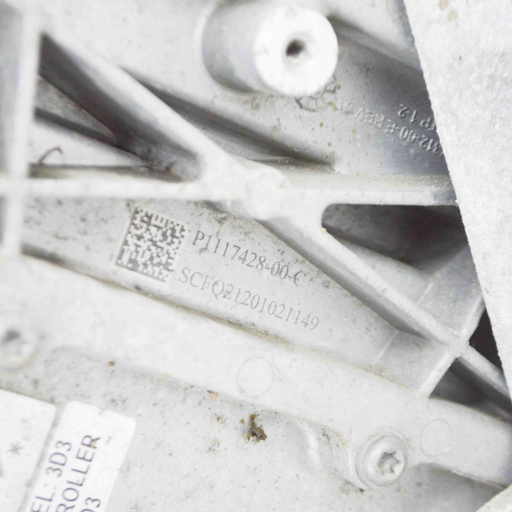 Двигун tesla model 3 108569302f 20784341 324kw 2021 Оригінал