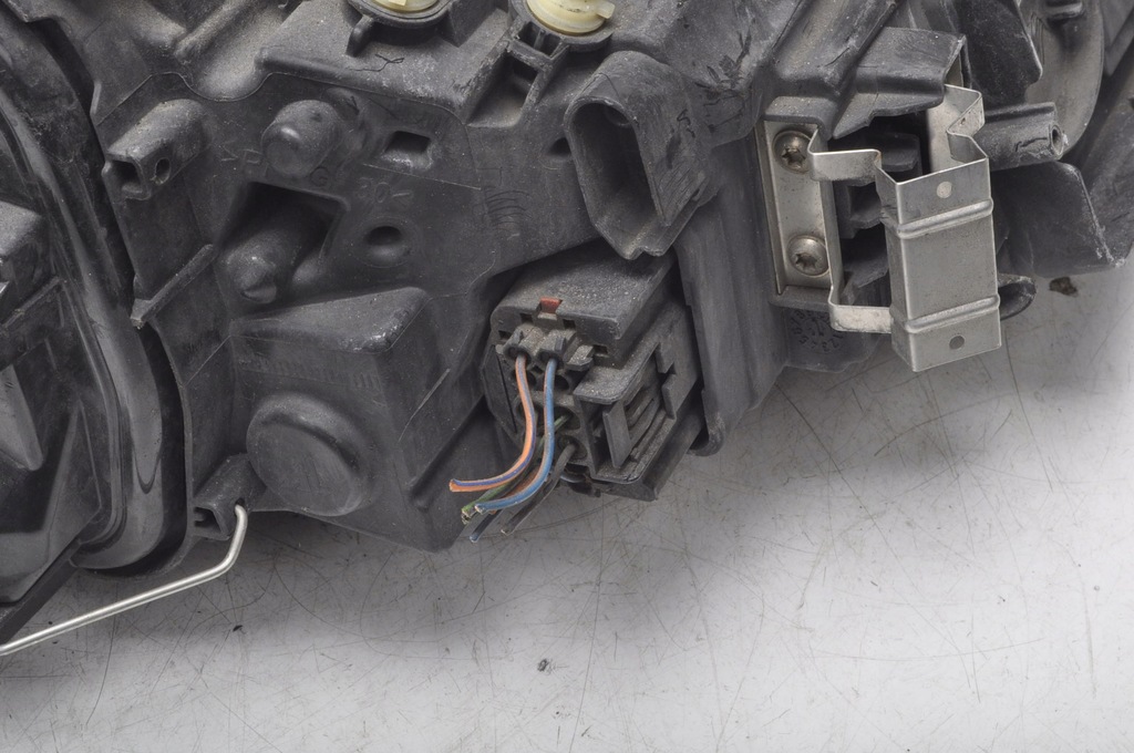 фото №9, Volvo c30 лампа левая передняя левый перед lift europa 31299820