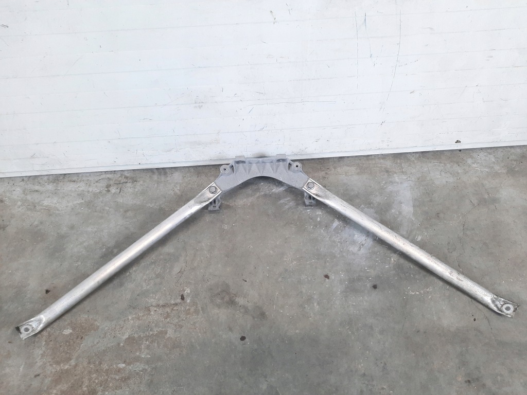 фото №1, Распорка кронштейн кронштейн bmw x5 e70