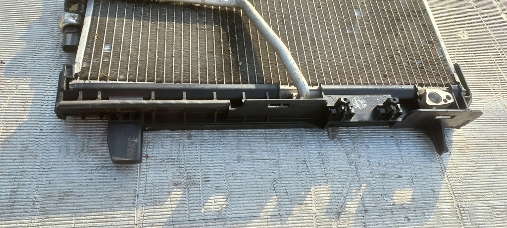 фото №8, Радиатор кондиционера 1,8b c-klasa mercedes w204