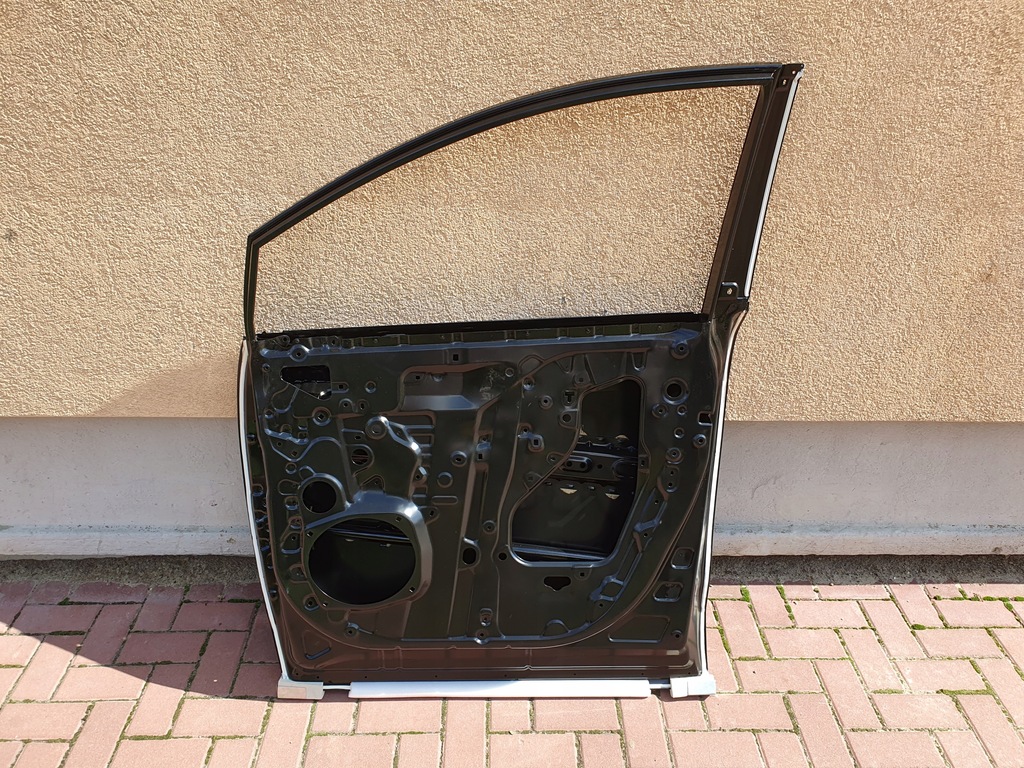 фото №8, Toyota sienna 21- двері передні праве